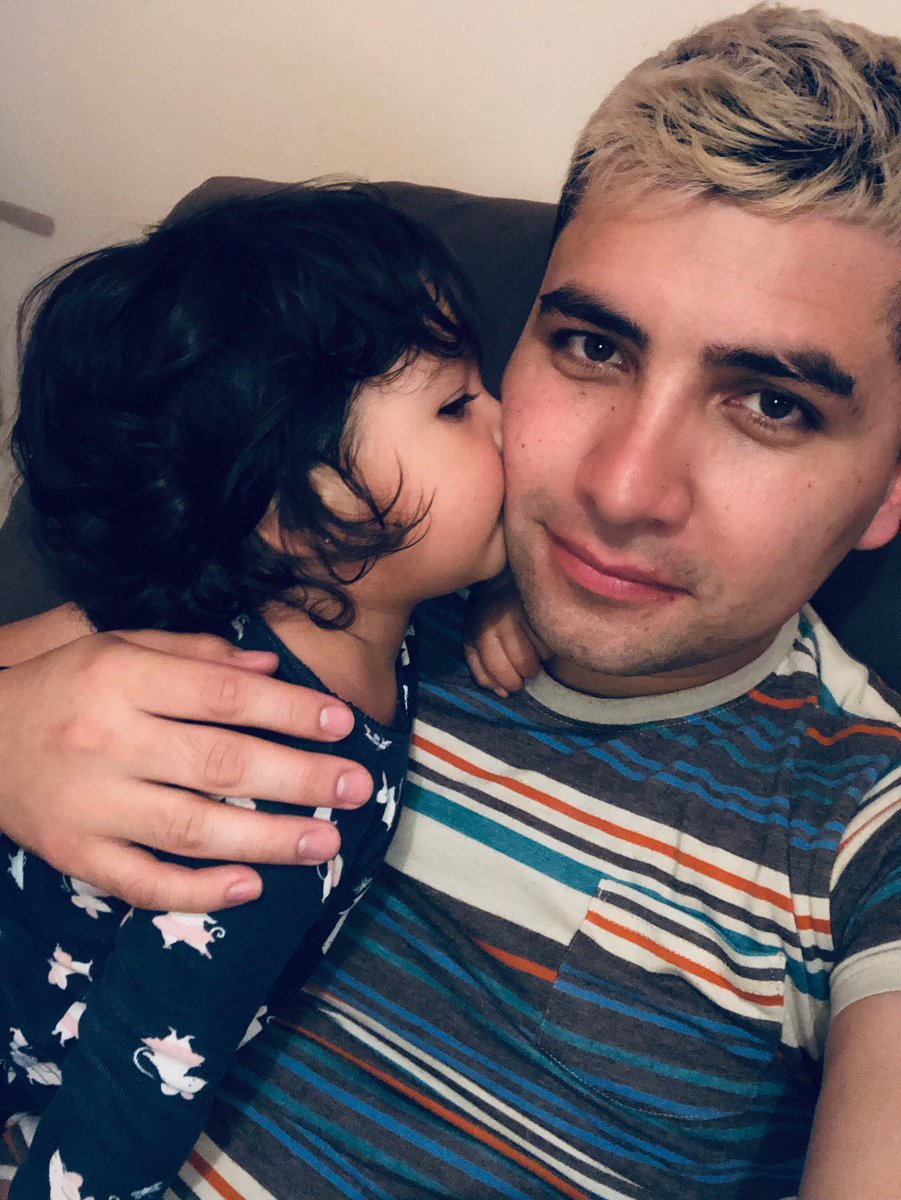 Mí mayor tesoro y mi más grande creación es mi hermosa niña, mi bebé, mi hija. 

Feliz día del padre 😍❤️