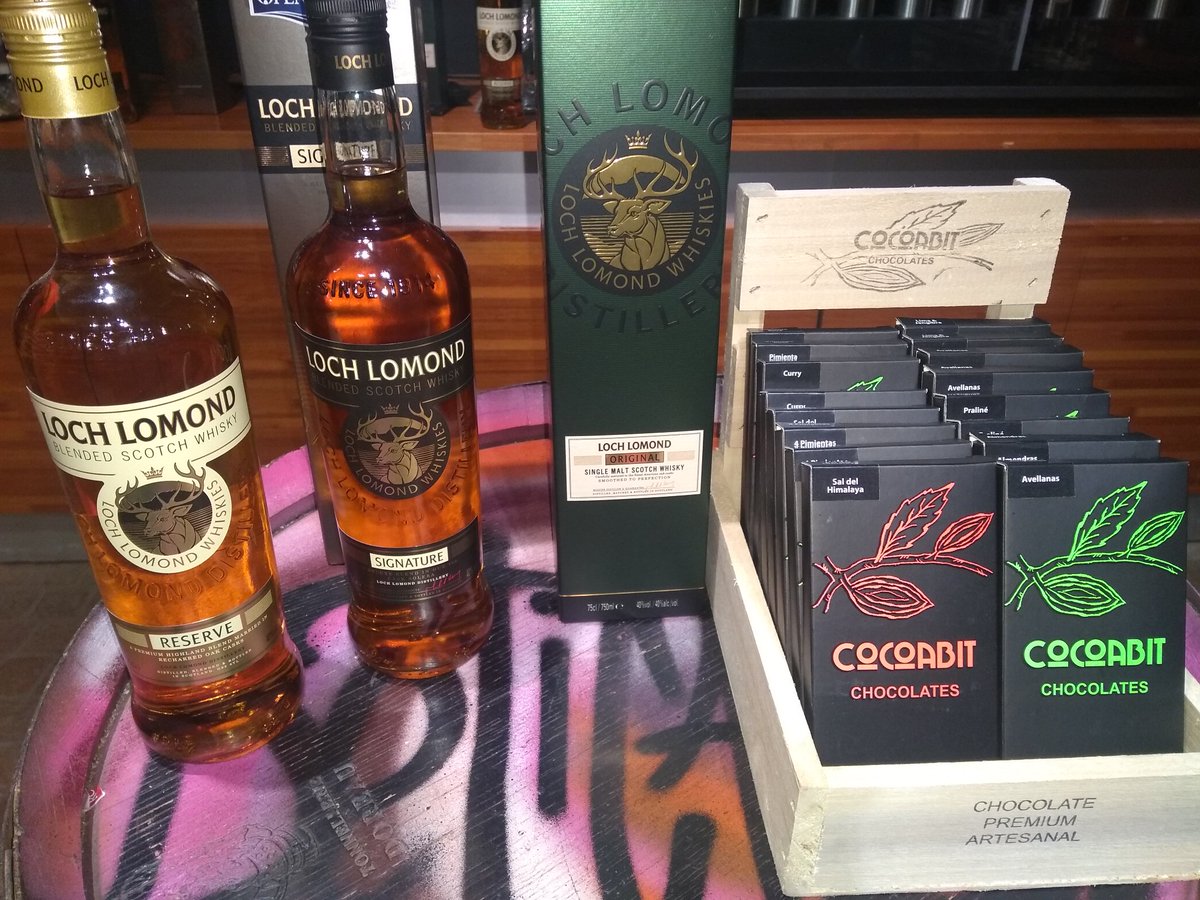 mariteesponda's tweet photo. Degustación @LochLomondMalts y #CocoaBit #Whisky #SingleMalt #Blend #ScotchWhisky #Chocolate https://t.co/4oKtBIM51Z