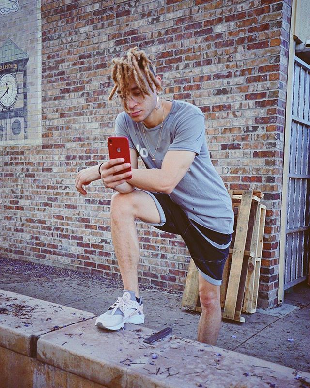 SoyDavidLegend's tweet photo. Ya falta poco para el próximo tema! 😈😤 cuantos activos!!?? 🔥🦁🍑🥭🥝🍊 #LONCHE
.
.
📸 @leonardo_alvz https://t.co/lcV22KkE5w https://t.co/syndLnotIX