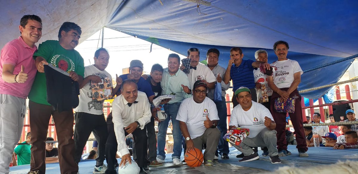 6taRegiduriaATZ's tweet photo. #FelizDiaDelPadre Gracias por la invitación al COPACI de San Lorenzo al evento del #DiadelPadre2019 y la delegación uno. Seguimos #TrabajandoPorAtizapán #GobiernoEficaz #Edomex https://t.co/xliJ6gmQNx
