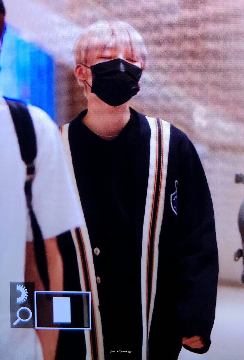 190617 인천 입국 

💞

#더보이즈 #뉴 #최찬희 #THEBOYZ #NEW
<a href="/WE_THE_BOYZ/">THE BOYZ (더보이즈)</a>