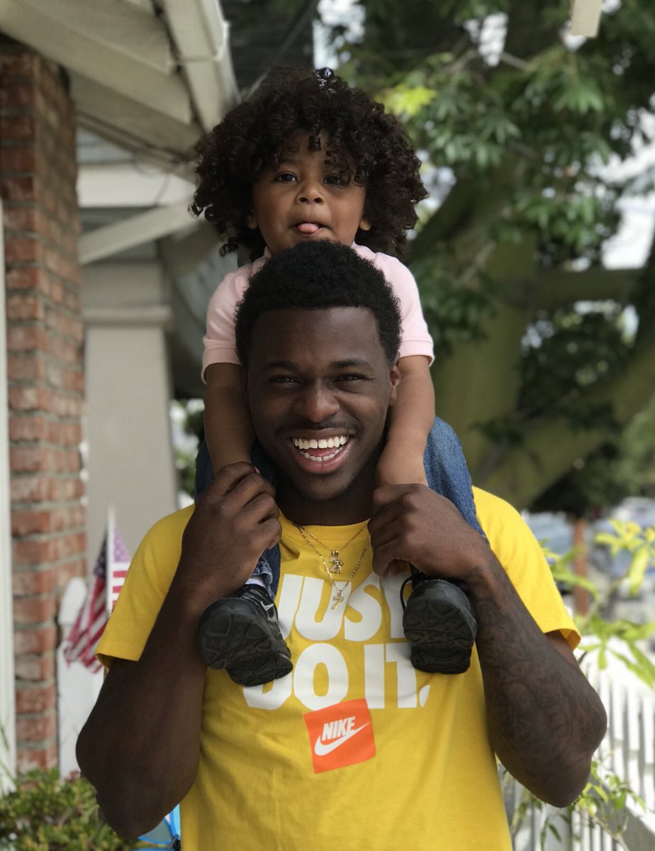 bethania___95's tweet photo. Happy Father’s Day babe❤️
Y’all drive me crazy but I love you guys so much! #justgoofy😍😂💙 https://t.co/3tCYwOYR7x