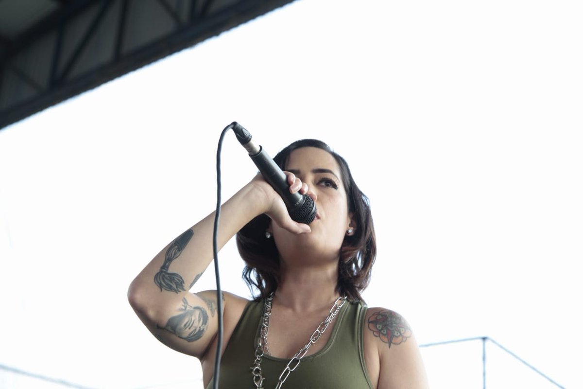 Livia Cruz tweet media