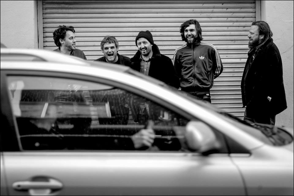 theirishjam's tweet photo. We're LIVE with #NewMusicSunday picks by @_chrisjones_ right now featuring @panikattaks @CiaranLavery & #LeeKelly 😀🇮🇪🤟#PlayIrish #NewMusicSunday https://t.co/yuf2hRg0sU