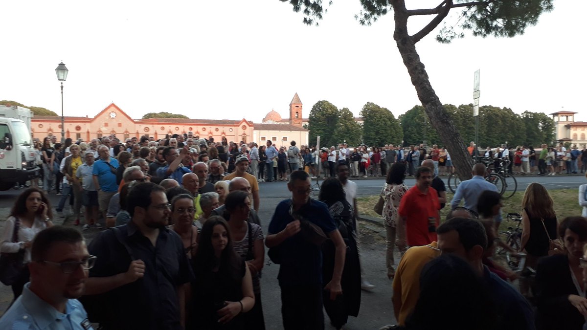 andreamarotta82's tweet photo. #Pisa, nella notte di San Ranieri centinaia in coda per l'apertura gratuita del Museo delle Antiche Navi: 7 imbarcazioni di epoca romana e quasi 5mila metri quadri di spazi espositivi @TgrRaiToscana https://t.co/F2DnGs3oP6