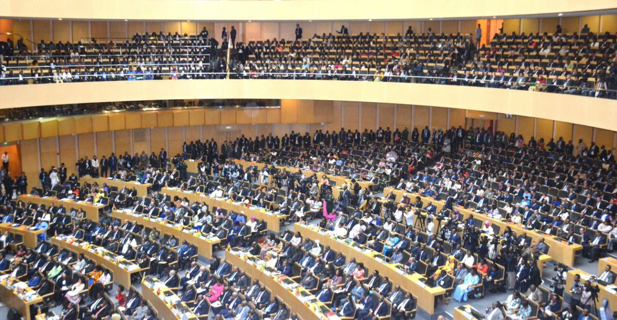 AShingiro's tweet photo. Les acteurs étrangers & grands artisans du complot de changement de régime en 2015, reviennent à charge en utilisant certains cadres de l' @_AfricanUnion pour destabiliser le #Burundi à la veille des élections de 2020. Cherchent-ils à ressusciter la défunte #Maprobu #sanseffets https://t.co/8f30caYdin