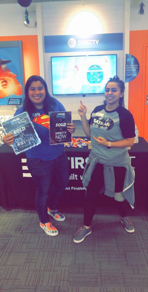 ATT_SunValley's tweet photo. Jenny rocking a Sunday out with #DTVNow and #Attfiber #superhero #attspiritweek #thenotoriousones https://t.co/uUBNNH0Lqx
