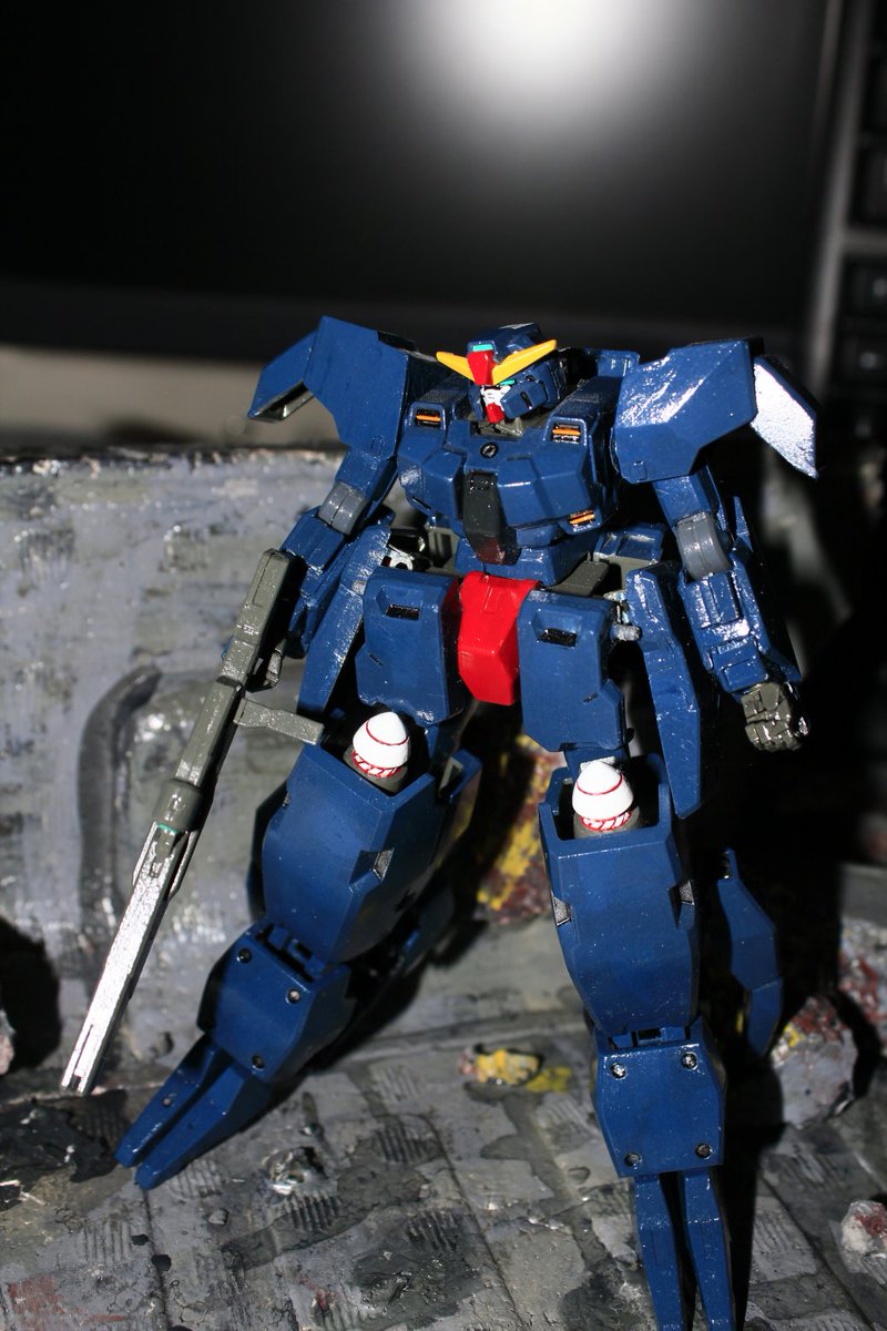 くずのはれいこう がっつり変形する ラファエルガンダム 改造品 ガンダム ガンダムｏｏ ラファエルガンダム プラモデル ガンプラはどんな自由な発想で作ってもいいんだ ガンプラの画像を貼るとrtされると聞いて ガンプラ改造