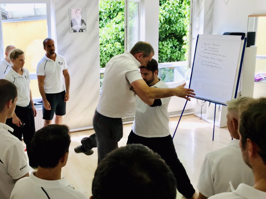 iamsifualex's tweet photo. An amazing 2nd day of ZXD/ILC Seminar in Kiel with Sifu Richard Kelly from the USA. 🙏👍😎
#SamChinWay #ZXD #ILC #EWTO https://t.co/ur2xy903kW