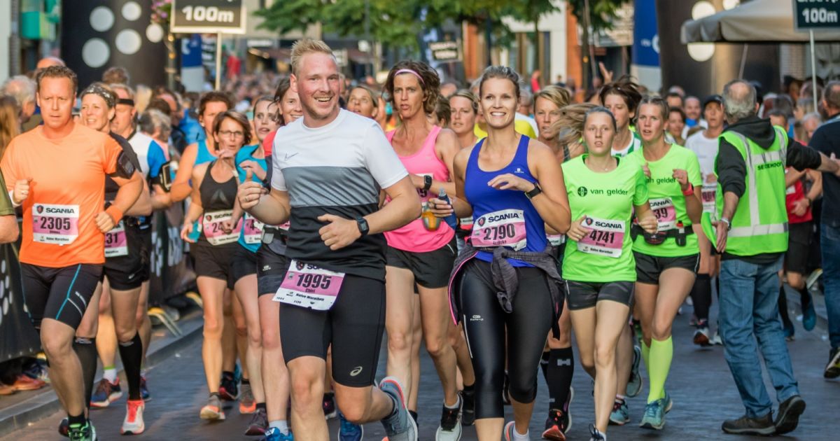 Fotoreportage Scania Zwolse Halve Marathon... bit.ly/2XQOx8L #Zwolle