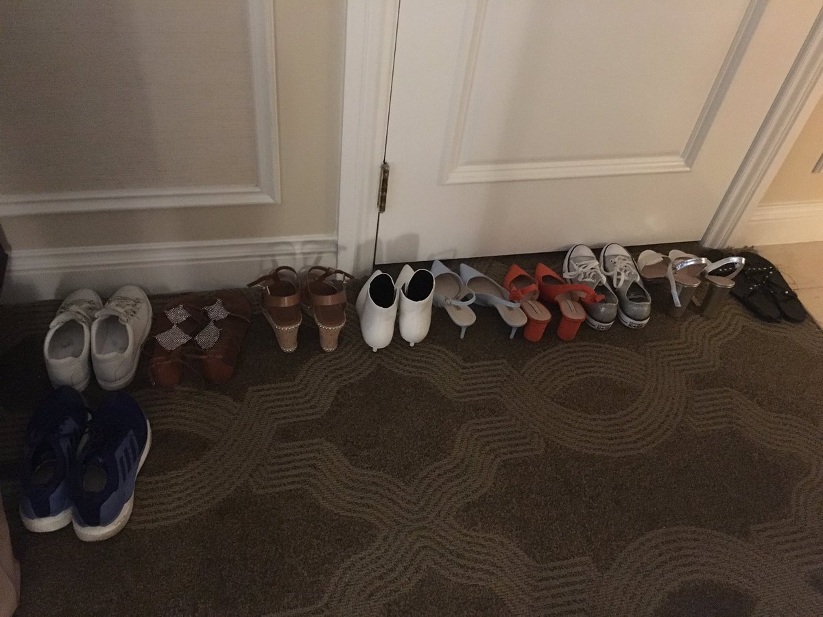 jamieson_rc's tweet photo. This maybe the reason my luggage was over 😂 #vegaspacking #loveshoes https://t.co/DvJdAI2Mfm