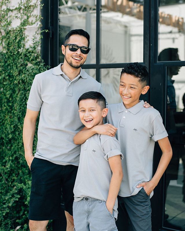 D_Craving's tweet photo. Happy Father’s Day to my handsome guy. Thank you for being the best papa to our boys and always going above and beyond for our family. We ❤️ you to the moon & back! #lillybfam .
.
.
#fathersday #likefatherlikesons #beltranboys #texasstandard #fatherhood #adadandhisboys #dado… https://t.co/cXM77EDlPZ