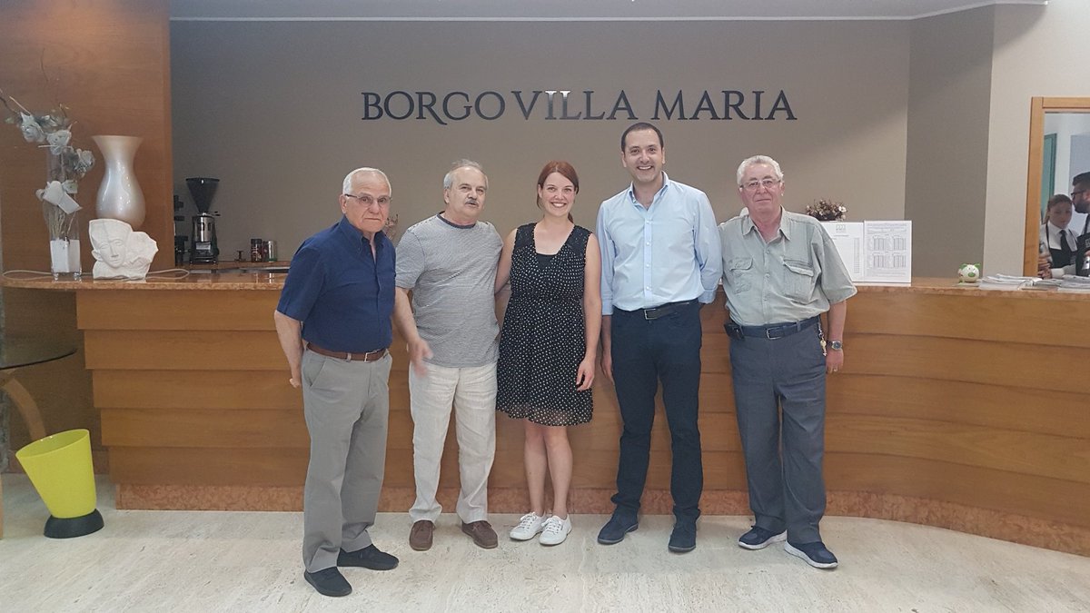 unplibasilicata's tweet image. Inaugurata a #Monticchio nel #ParcodelVulture presso borgovillamaria.com la mostra &quot;Artisti a... Monticchio&quot; curata da Giuseppe Pallitto e Antonio Volonnino #ProLocoBarile patrocinata da #ProLocoRionero e #Unpli #Basilicata 
La mostra sarà visitabile fino al 31 Agosto 2019