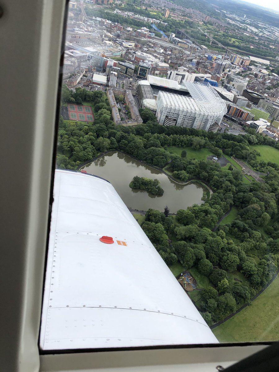 katycremeegg's tweet photo. Some amazing views over the North East earlier today with @Blueyonderair 
#durham #newcastle #gateshead #stjamespark #rivertyne #riverwear #angelofthenorth #northeast #blueyonderairtours https://t.co/Fuhzr87zxV