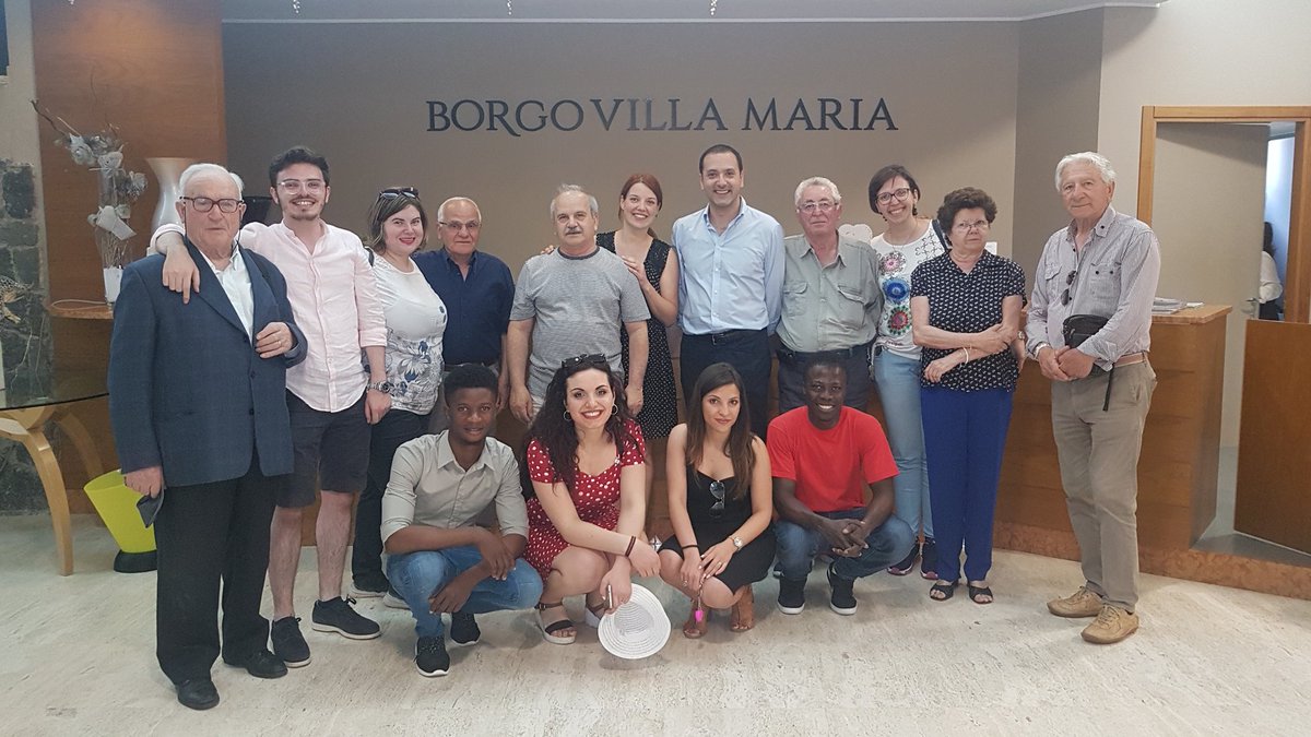 prolocobarile's tweet image. Inaugurata a #Monticchio nel #ParcodelVulture presso borgovillamaria.com la mostra &quot;Artisti a... Monticchio&quot; curata da Giuseppe Pallitto e Antonio Volonnino #ProLocoBarile patrocinata da #ProLocoRionero e #Unpli #Basilicata 
La mostra sarà visitabile fino al 31 Agosto 2019