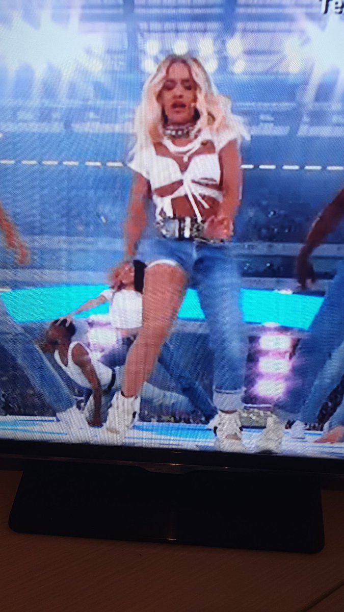 al_routledge's tweet photo. Ritas jeans are the fashion equivalent of sleeping with one leg out of the covers #SoccerAid https://t.co/C48g9eAXEk