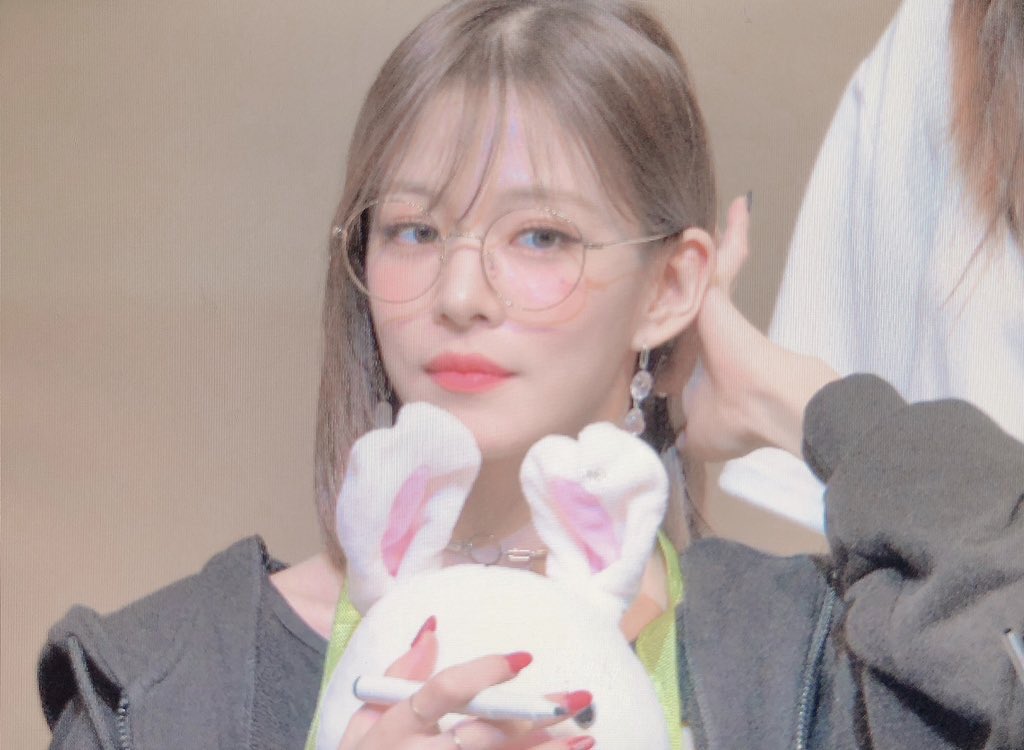 cyfromis tweet picture