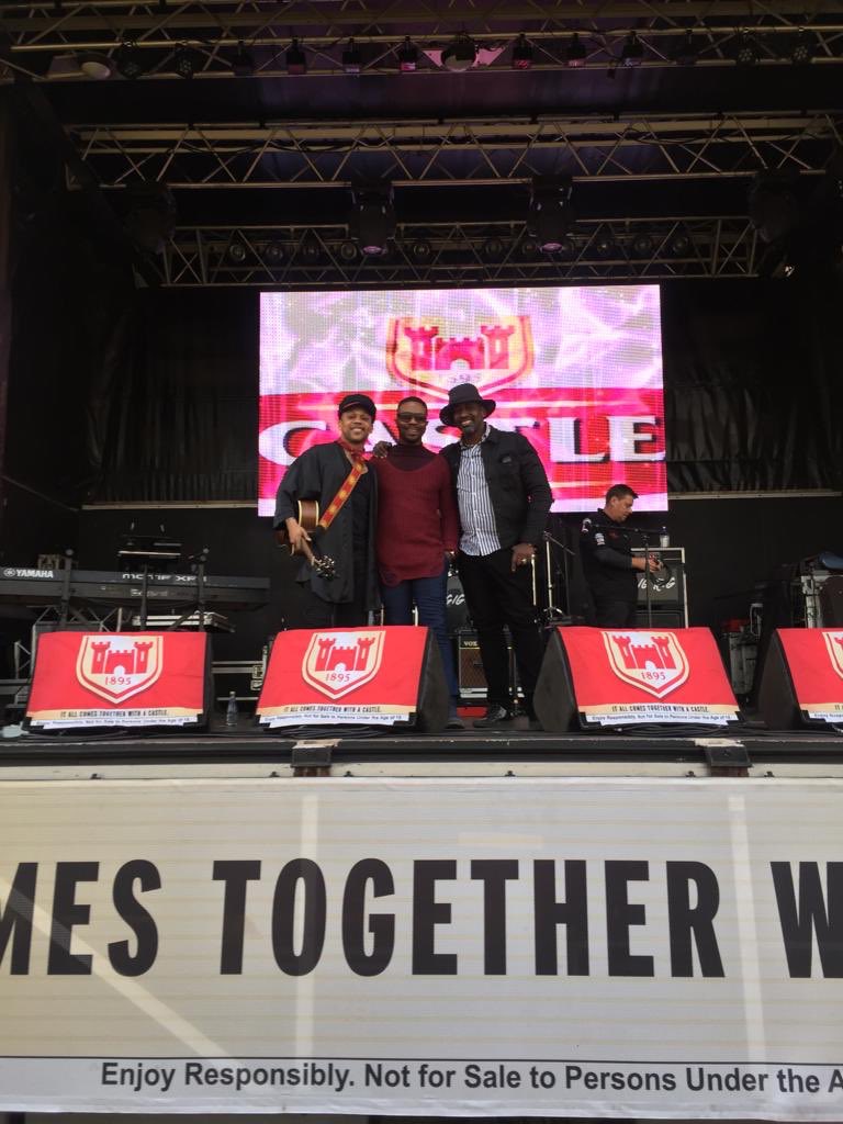 LeHong's tweet photo. It’s a full moon tonight 🌕 it was incredible sharing the @jazzsoweto stage with you bro @kameroncorvet 🙏🏾 Thank you tons and tons. @nolanbaynes thank you for putting on an amazing show. @gordonchambers @erniesmith thank you for your legendary support. I’m absolutely grateful. 🙏🏾 https://t.co/fnHeU2vAil