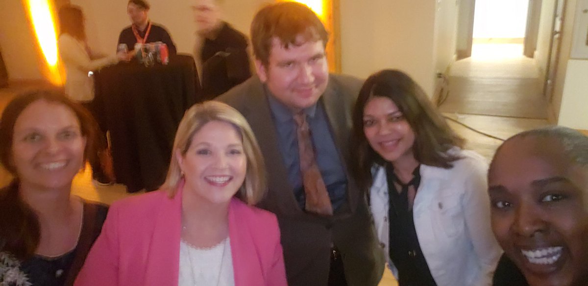 JILLSLASTWORD's tweet photo. That's a wrap! #ONDPCon19 is over but our work and our momentum continues! So many memories... but for now a HUGE shout out to @stpaulsndp @NDPStPauls RA for rocking it! Hats off to @AndreaHorwath and @theJagmeetSingh for your leadership! #onpoli #cdnpoli #Hamont #ChangeTheGame https://t.co/8Z4fUGkcbW