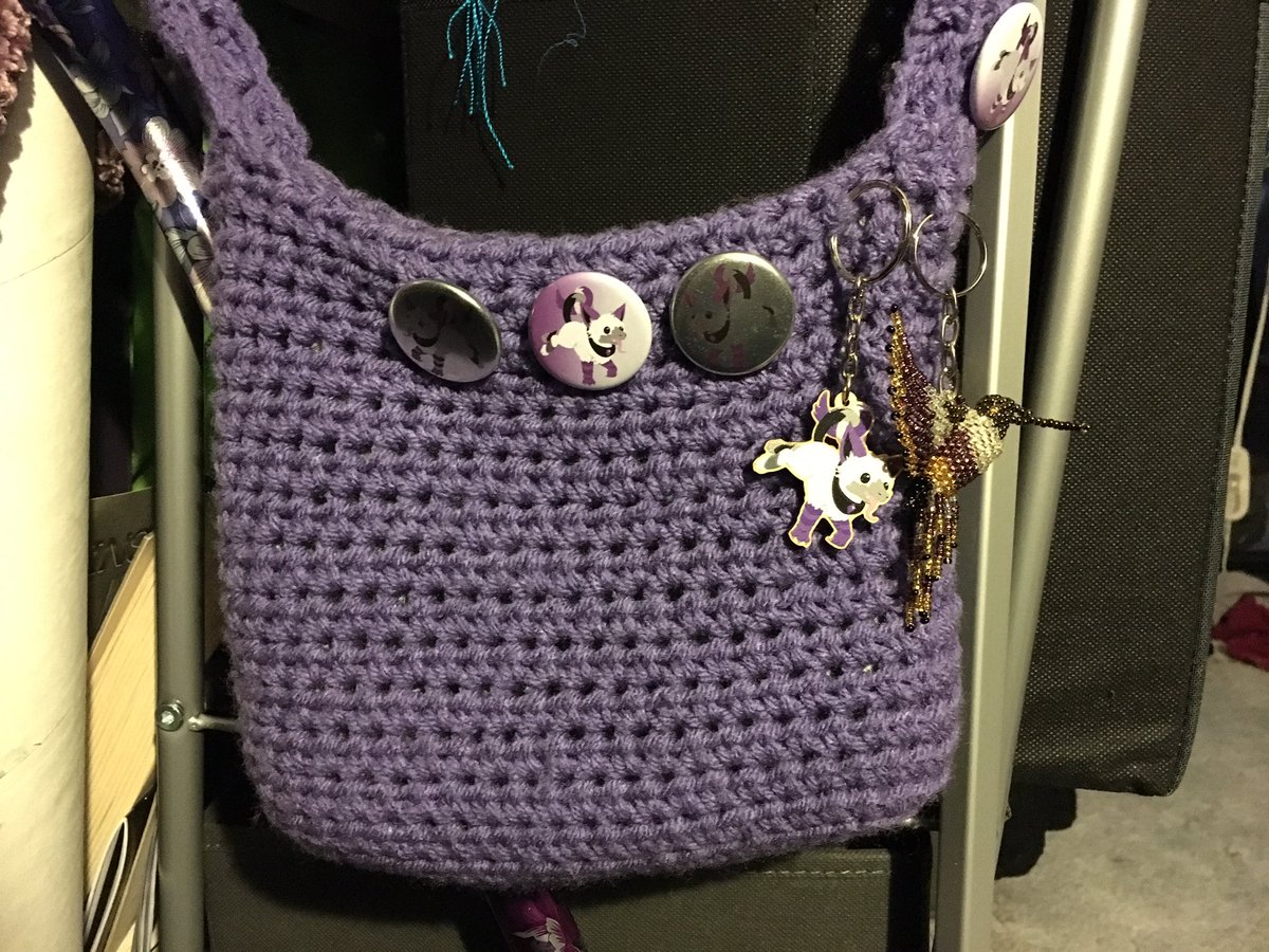 sarabistudios's tweet photo. My #Ace (and #alphyn) bag made a hummingbird friend from my trip to #NewHope yesterday. It was the closest they had to Ace colors in any of the shops, and it’s sparkly. https://t.co/AWf6VXzFaU