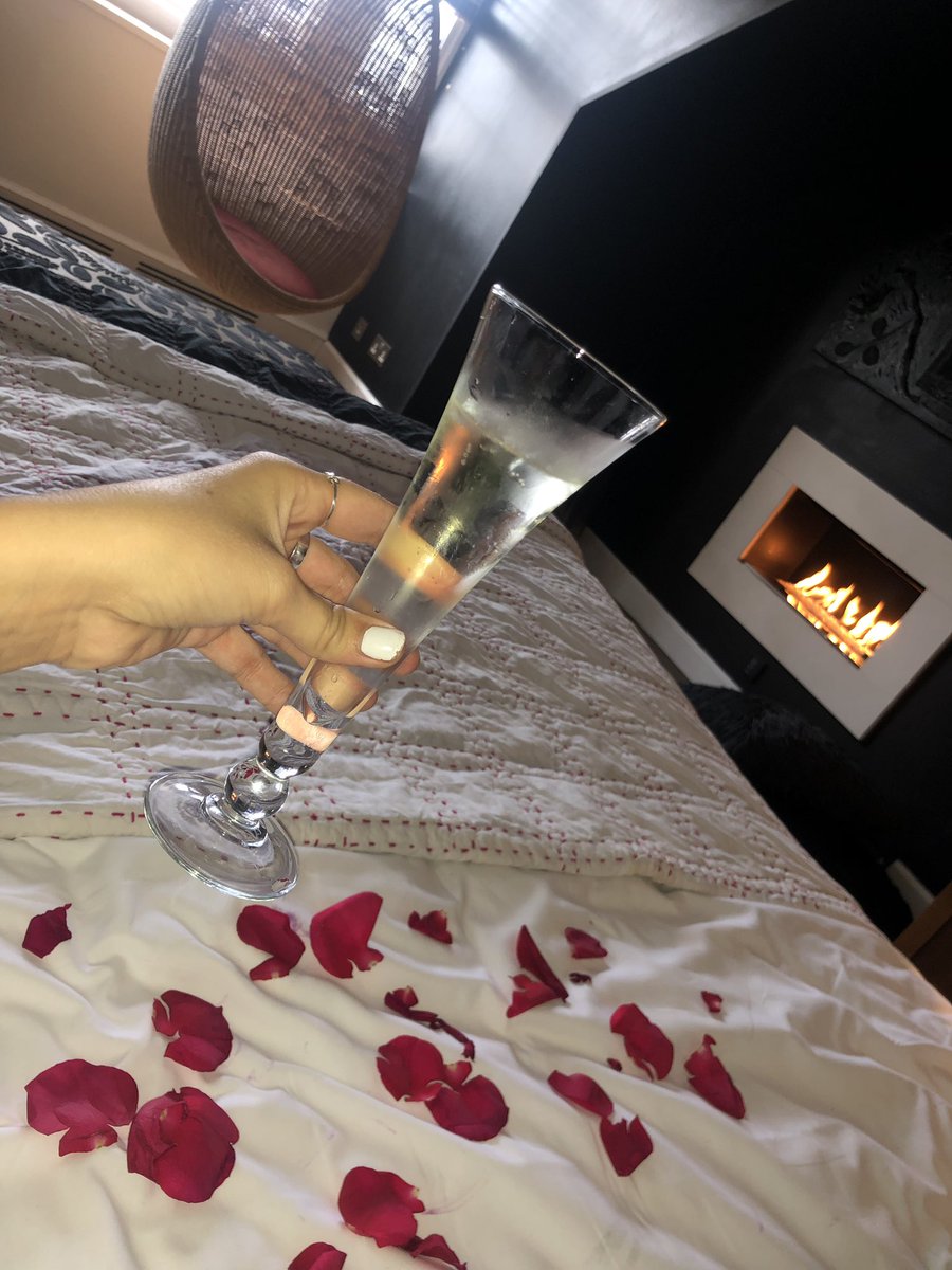 One of the best rooms in the place, rose petals, chocolates and prosecco  and to top it off, he’s asked me to be his girlfriend. So special 