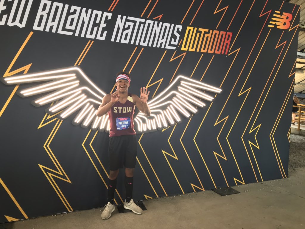 XavierPreston16's tweet photo. New Balance Nationals🥇 #imonly14 https://t.co/EOQdBMG3u8