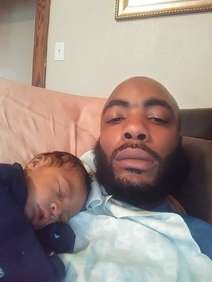 AndersonTjuan's tweet photo. Happy father's day to me and the rest of the dad's https://t.co/enihR6wYXf