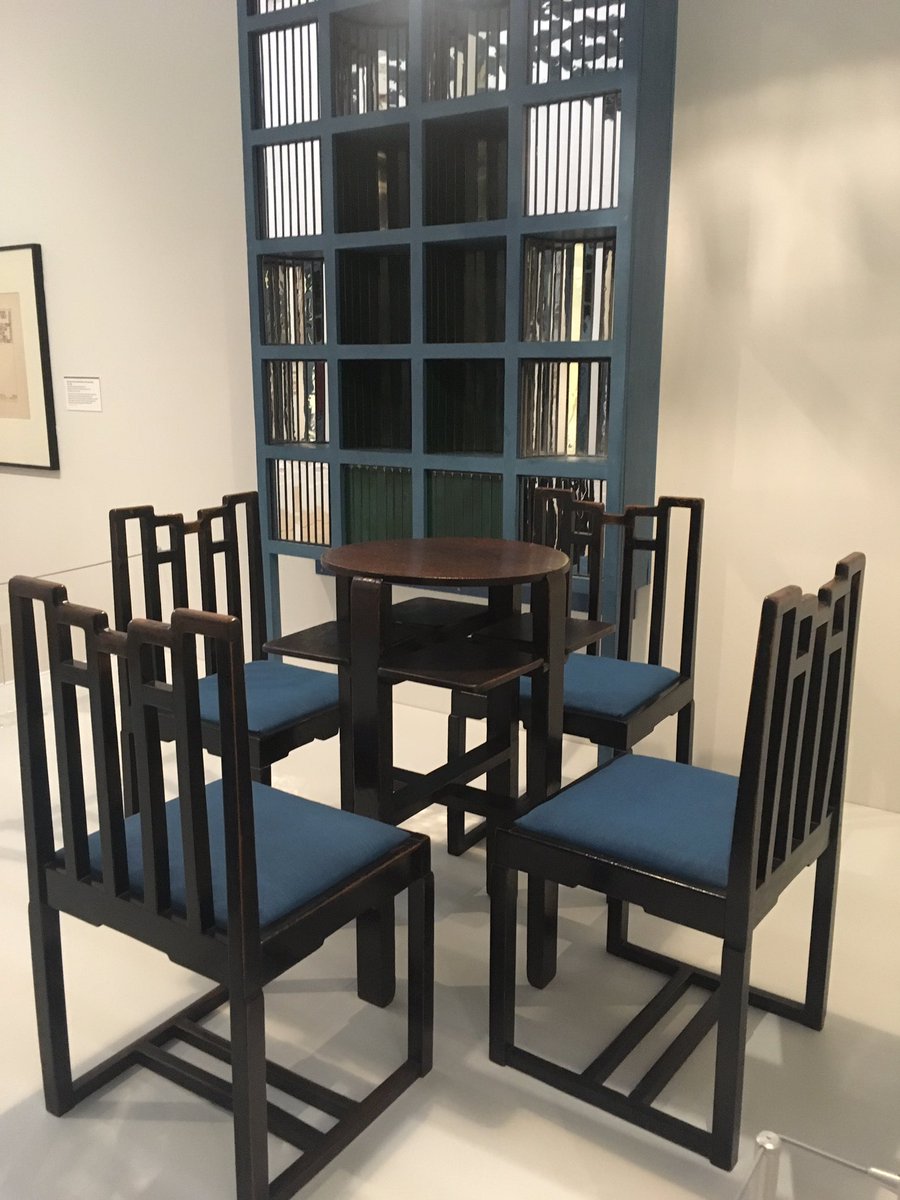 Wow amazing exhibition <a href="/GLAMackintosh/">Glasgow Mackintosh</a> #Mackintosh #WalkerGallery