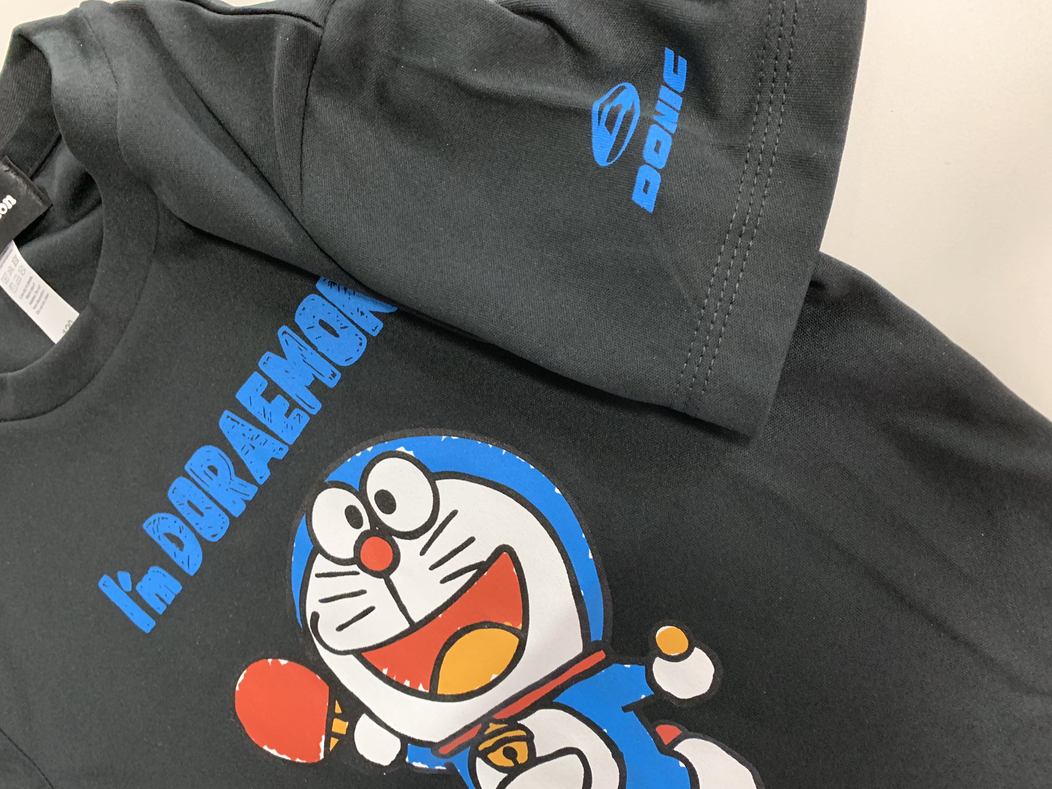 ゆう 卓球の台隅をつつけ これは良い めちゃ売れの予感しかない ドニックだから着れないが丁寧に教えてあげたい T Co Rmh9anxcqg Twitter