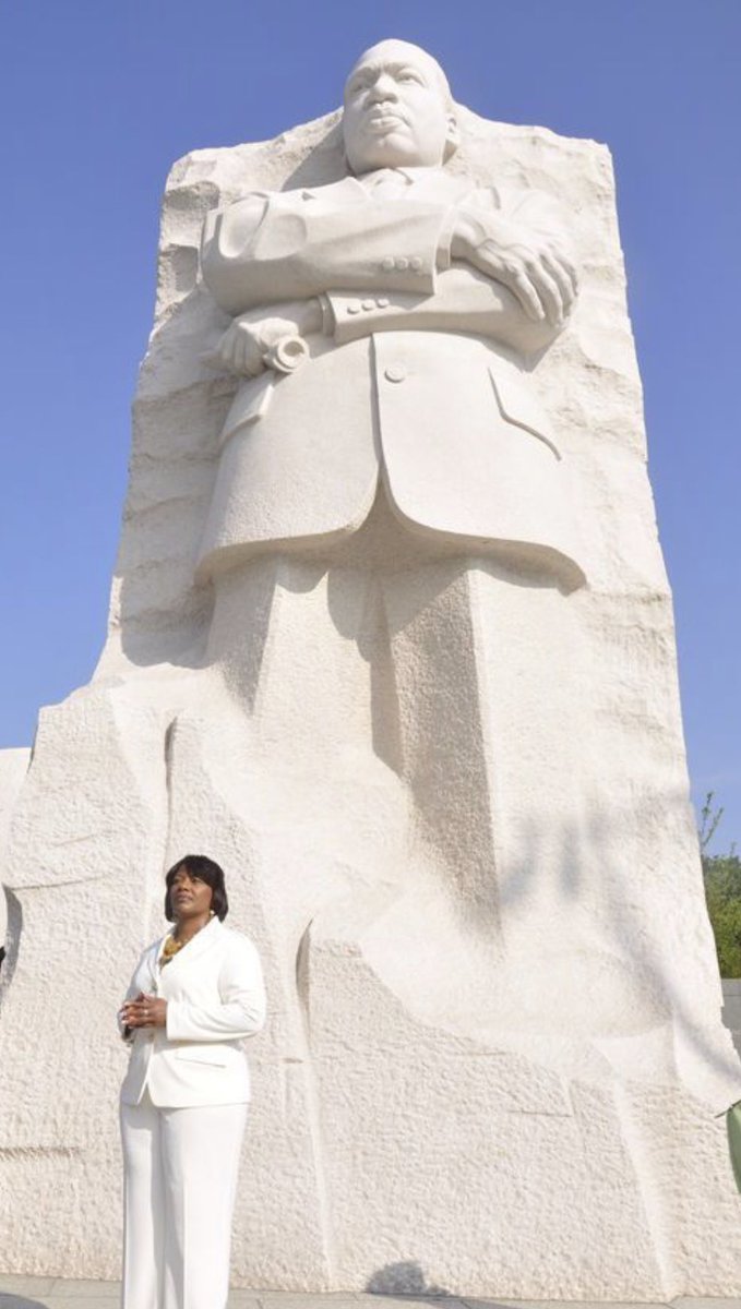 BerniceKing's tweet image. Missing my father. Remembering why, as an adult, I can only take photos with statues of him. He galvanized people around systemic change (including militarism, poverty &amp;amp; racism) &amp;amp; spoke truth to power. Power could not take it. Your living was not in vain, Daddy. Thank you.