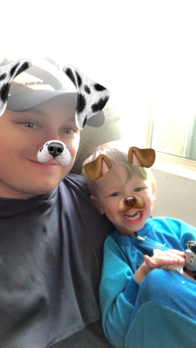 CoachNeilson_FB's tweet photo. I’ve been called a lot of things, but DAD is by far my favorite!! I love everything about being Dad! #DadsDay #BestPartOfLife https://t.co/QLzemQxt4N