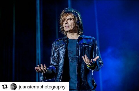 Joey Tempest (@joeytempest) on Twitter photo #RockTheCoast That was amazing Spain!!
THANKS EVERYONE!!
Repost From instagram: <a href="/juansierraphoto/">Juan Sierra</a>
Thank you!
#europetheband #europeofficial #joeytempest #WalkTheEarth #TourTheEarth2019 #WalkTheEarthWorldTour #Fuengirola #Spain #RockTheCoast That was amazing Spain!!
THANKS EVERYONE!!
Repost From instagram: <a href="/juansierraphoto/">Juan Sierra</a>
Thank you!
#europetheband #europeofficial #joeytempest #WalkTheEarth #TourTheEarth2019 #WalkTheEarthWorldTour #Fuengirola #Spain
