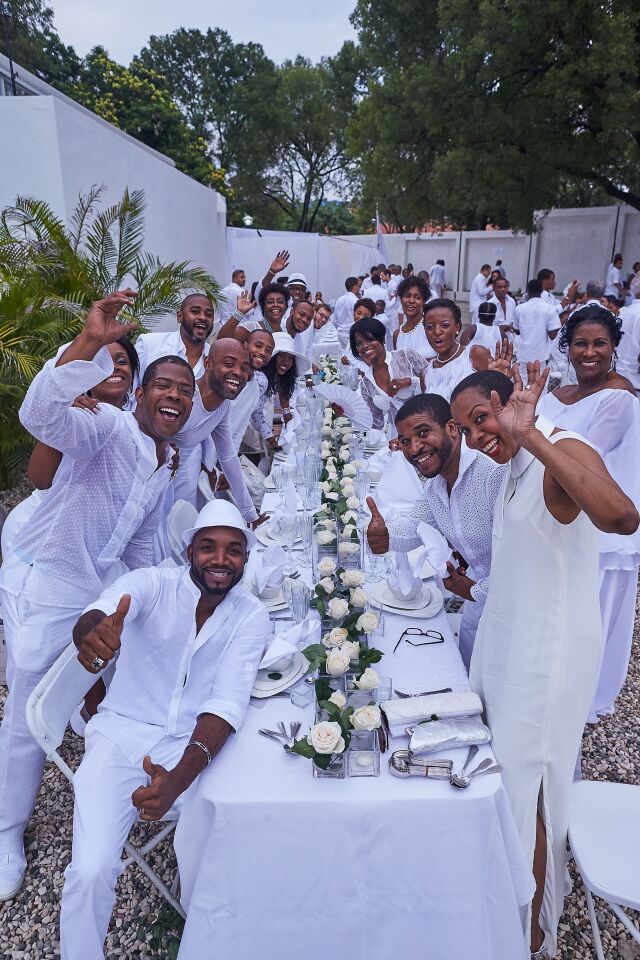 SakapfetOkap's tweet photo. Nous ne pouvons souhaiter que le plus grand des succès à @DinerEnBlancHT pour sa grande première au Cap Haïtien le 10 Aout 2019
#dinerenblanc  #dinerenblancht  #class  #somptueux   #prestigieux  #goodtime  #promess #picnic #food #okap #caphaitien #haiti https://t.co/kdLb3fl0gI