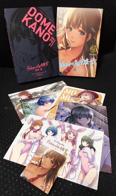 【告知】本日ドメスティックな彼女最新23巻が発売となりました!今回も通常版・特装版でカバーが違います。もちろん裏も?特装版にはアニメ3話分がついていて、ルイのアレのシーンやピーチパインも!これホント必見です!!?特装版の書籍版には描き下ろしポストカードも。よろしくお願いします〜✨ 