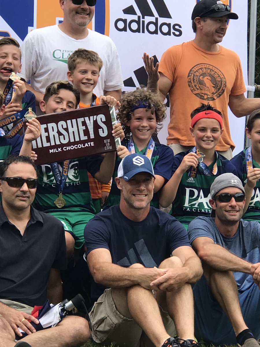 13EMWS's tweet photo. Hershey Champ-U11 PAC ‘08 Elite Blue...one more practice for U12 @EPaODP Lancaster tonight. #dedication #soccerlife #FathersDayonthepitch #workforwhatyouwant #teammatefirst @PAClassics https://t.co/IIbYuvQZ9g