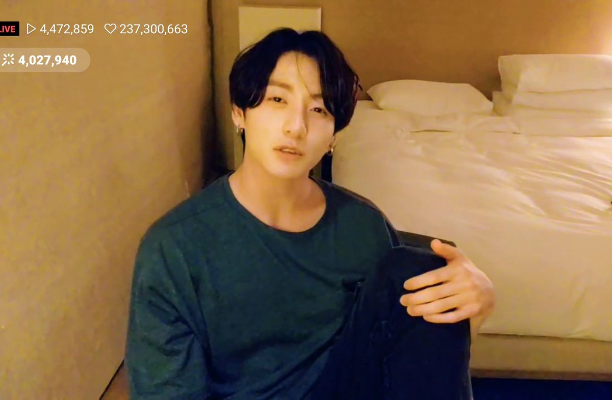 🍭ㅅ🍭왕사탕 💗 (rest 😿) tweet media