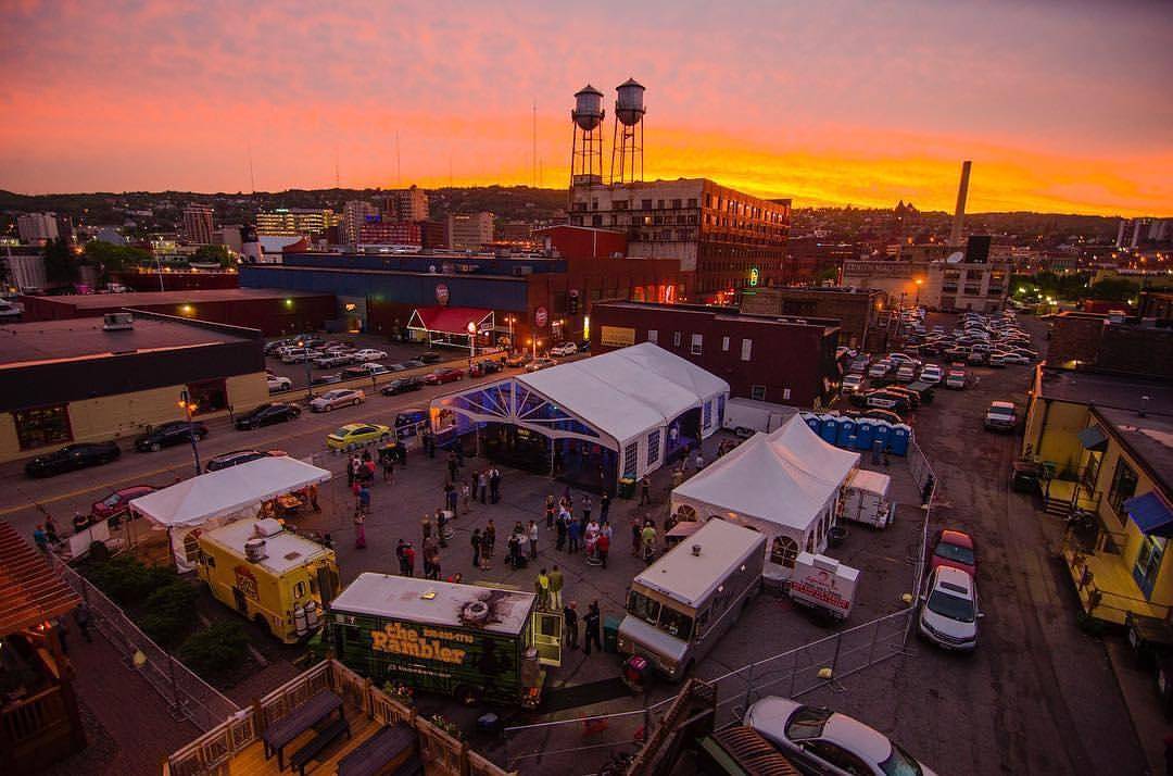 Tonight on The Duluth Local Show, <a href="/BrittanyLindMN/">Brittany Lind</a> gives you the inside scoop on next weekend's <a href="/LakeAveLive/">Lake Ave Live</a>. Check out tracks from feat. bands Black-eyed Snakes (<a href="/lowtheband/">LOW</a>) <a href="/BWDDuluth/">Big Wave Dave</a> <a href="/nudecolorsmusic/">NUDECOLORS</a> The Brothers Burn Mtn <a href="/ABCTruman/">A Band Called Truman</a> <a href="/4otf/">The 4onthefloor</a> &amp; <a href="/Erik_Koskinen/">Erik Koskinen</a>
Music starts at 8pm!