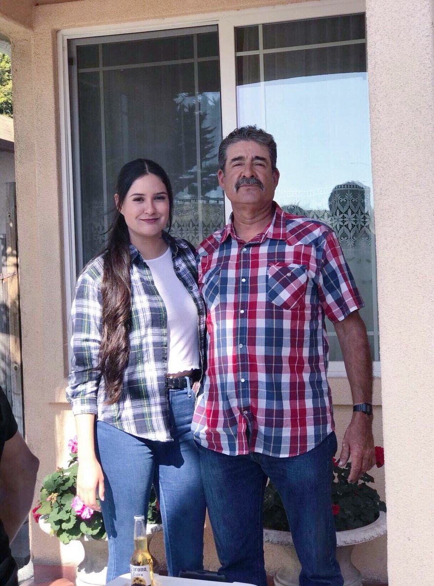 phisigsfsu's tweet photo. the best fathers raise phi sig daughters✨ Happy Father’s Day💛 #phisigsfsu https://t.co/Zgk7Z94Ui2