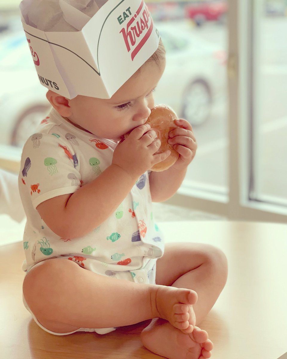 willeasler's tweet photo. Hey @krispykreme I believe I have your new donut model! He ate every bite. 😀 #donut #KrispyKreme #babymodel https://t.co/vtRsbY52sj