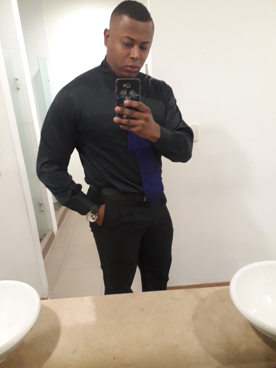 AndrewJ091218's tweet image. It was a great performance...always me...#distinguido