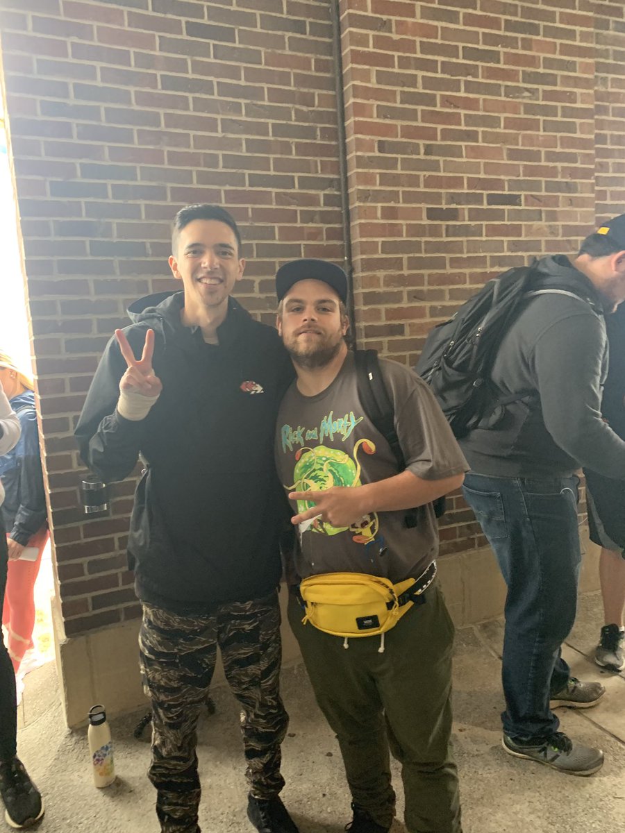 bbaapl's tweet photo. Saw @trnrtips @REVERSALYOUTUBE @_ZoeTwoDots and met @thetrainerclubb for the first time today. Man had a great meetup. Will definitely be at #GOFEST20 next year ! https://t.co/5TvuW3mfl1