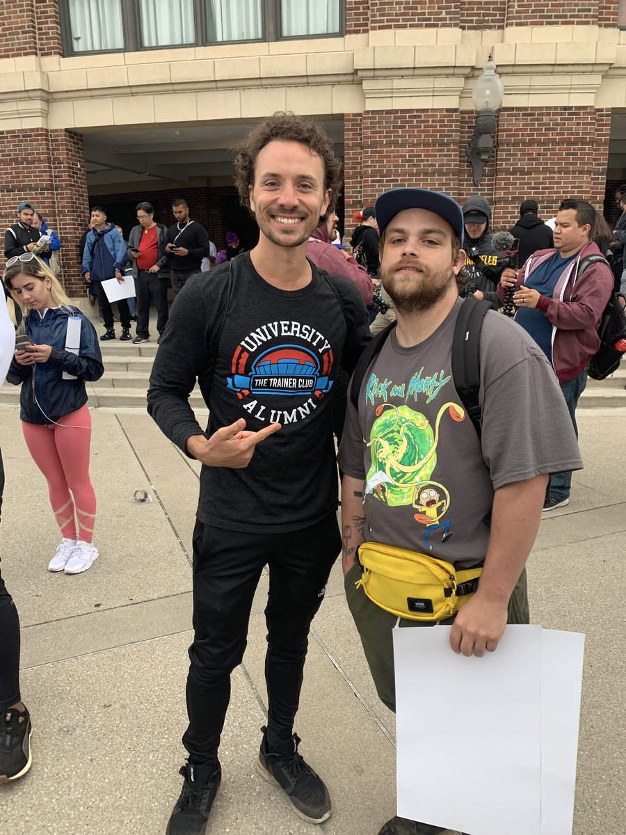 bbaapl's tweet photo. Saw @trnrtips @REVERSALYOUTUBE @_ZoeTwoDots and met @thetrainerclubb for the first time today. Man had a great meetup. Will definitely be at #GOFEST20 next year ! https://t.co/5TvuW3mfl1