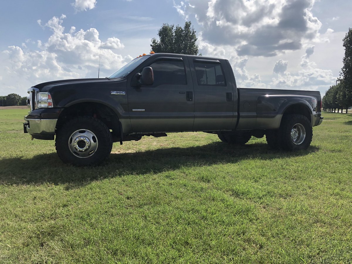 bamadax's tweet photo. Biggie is for sale https://t.co/QOztPg0wX2