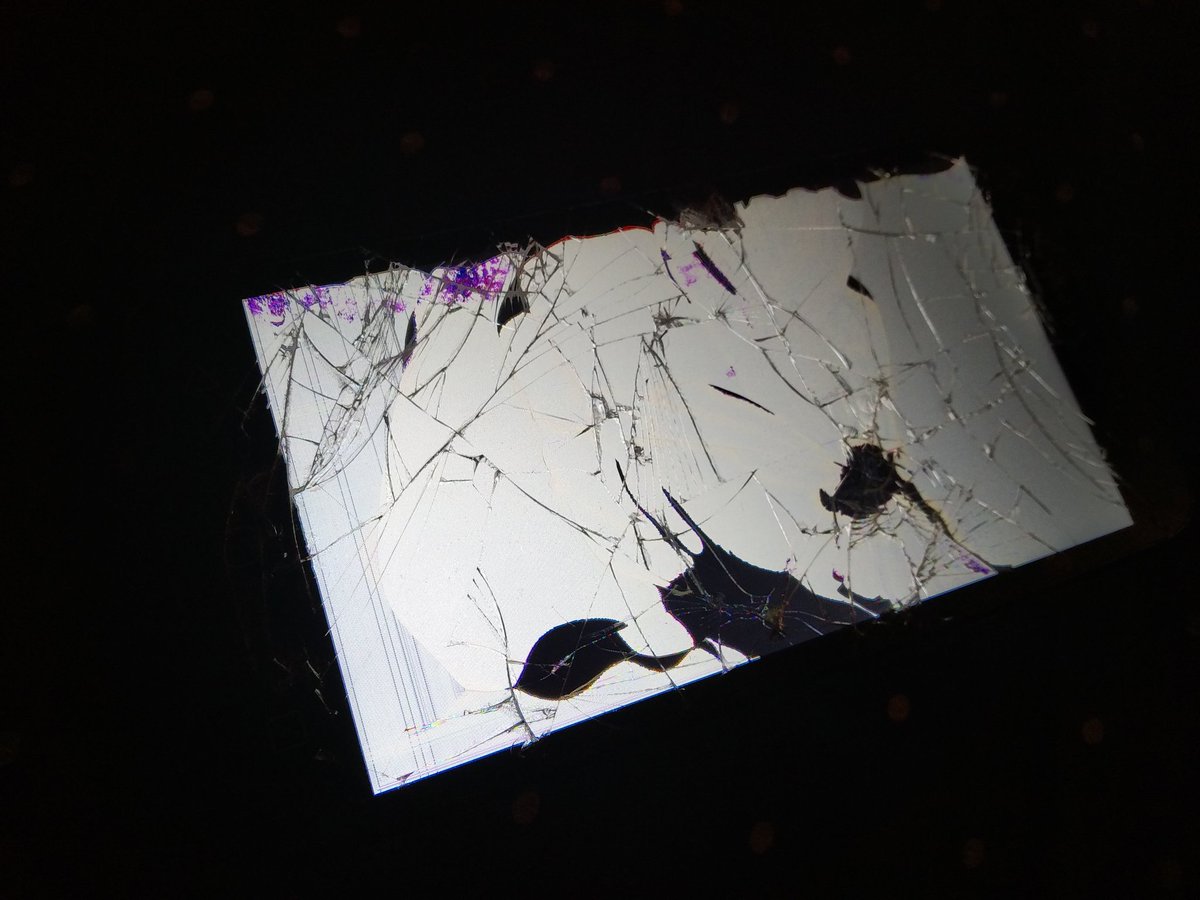 Charlix_YT tweet media