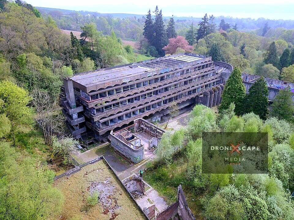 Dronexscape's tweet photo. going to attempt a video edit of this place next I think

#drones #droneshot 
#quadcopter #droneshots #drone #dji
#dronestagram #droneoftheday 
#aerialphotography #dronephotography
#dronesdaily 
#dronexscape #scotland  #youtube  #stpetersseminary https://t.co/2rLBB4ngxE