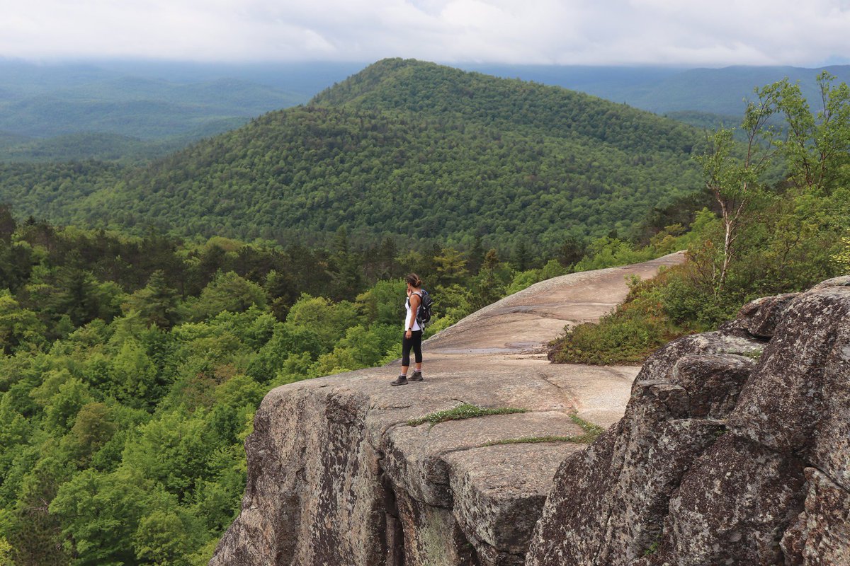 Alice_Kang_'s tweet photo. "Slept in" until 5AM and went for a hike at Poke-O-Moonshine Mountain with @CaitlinMyNBC5 and Producer Kim. Check out this view. It never gets old. I'm filling in again tonight on @MyNBC5 News at 10 and 11. Tune in! Right now..... I'm wishing I slept in a little longer...... https://t.co/c9QP4GjhDs