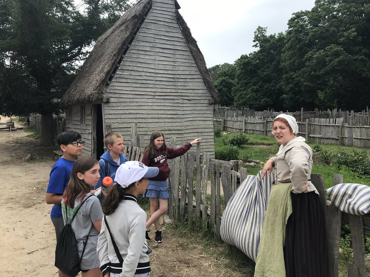 StaceyCharbel's tweet photo. Stepping back to 1627 #TravelsBackInTime https://t.co/ASdvcIVD3F