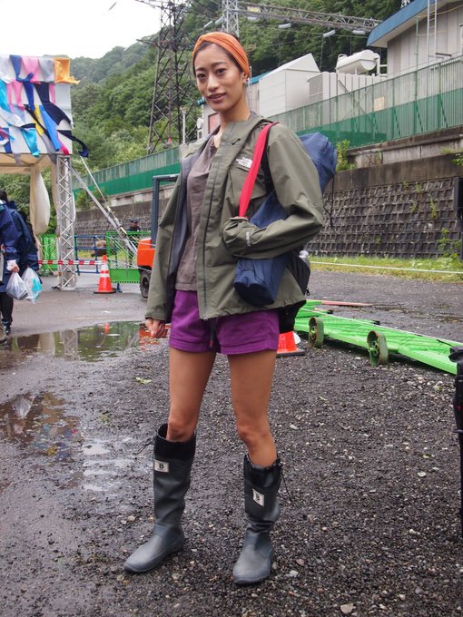 フジロック21 女性の持ち物や服装は 雨天準備は必須 メルスペ