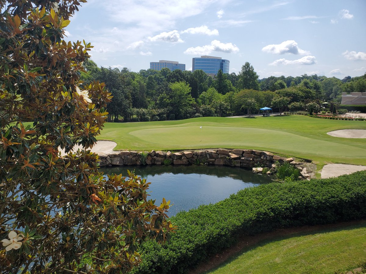 AnotherRangeRat's tweet image. Awesome #fathersday @ballantynehotel #golfcourse - awesome gifts and prizes for everyone including some great brews from @sycamorebrewing and @wickedweedbrewing