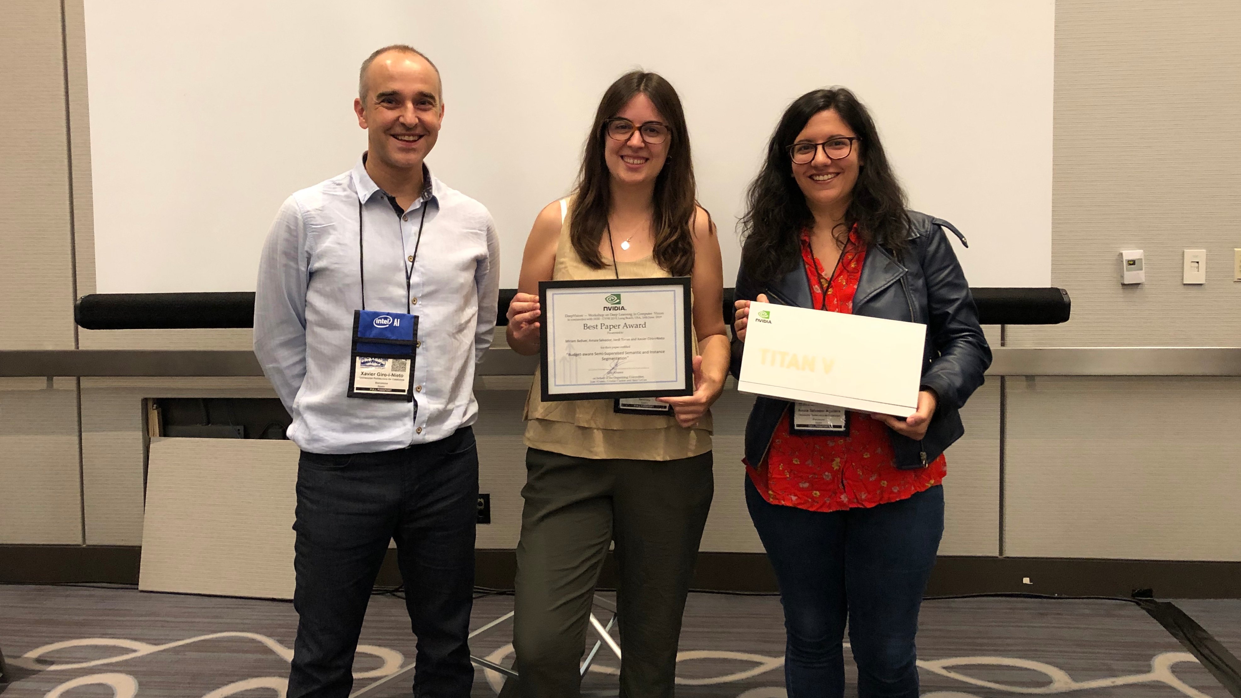 Winners of the best paper award at the #CVPR2019 DeepVision workshop